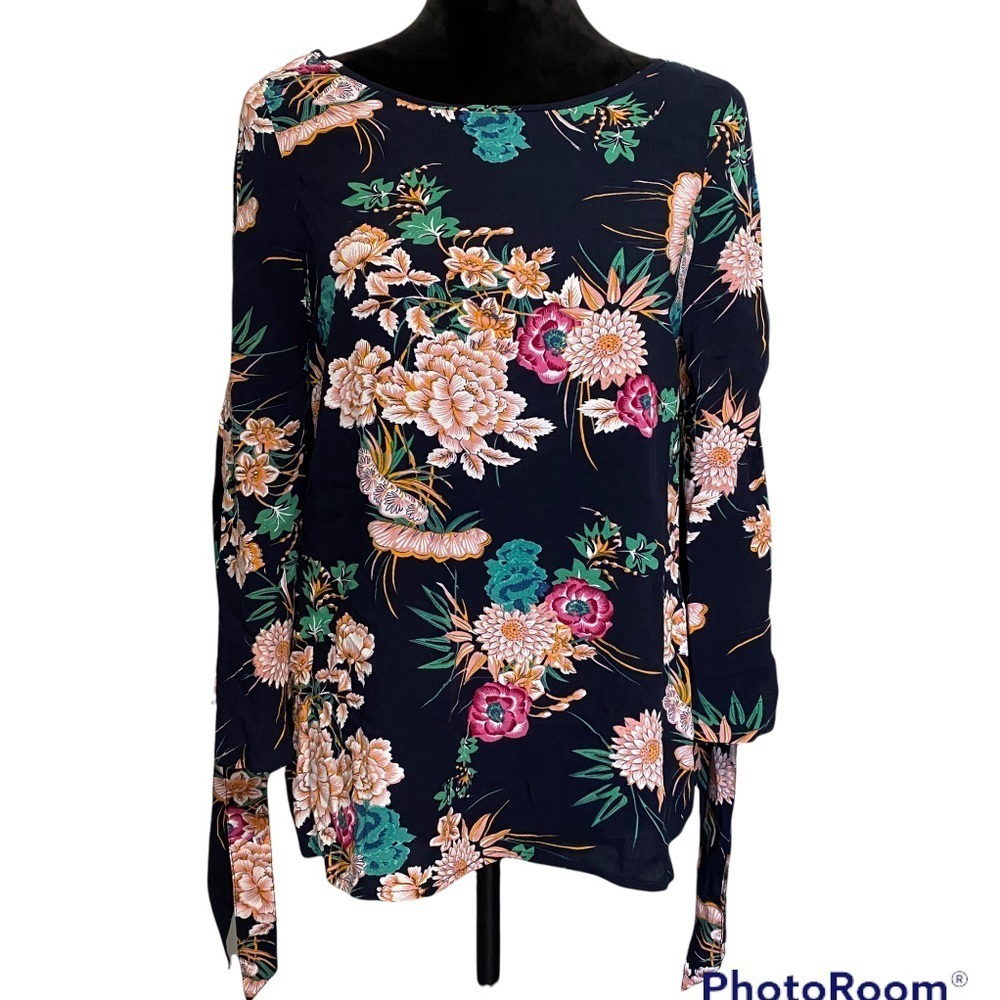 Umgee Floral Top Open Tie Sleeves Blue Size Small